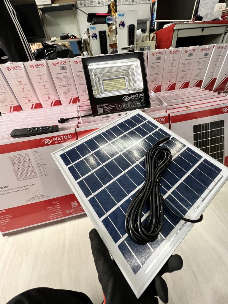 Mẫu đèn sân vườn năng lượng mặt trời đẹp - Trà Vinh